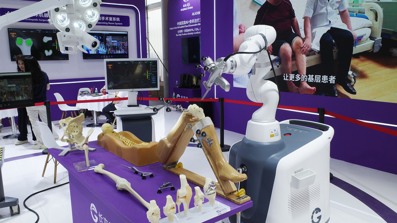 Cuộc cách mạng y tế của Trung Quốc đại lục: từ robot phẫu thuật đến BCI Cuộc cách mạng y tế của Trung Quốc đại lục: từ robot phẫu thuật đến BCI