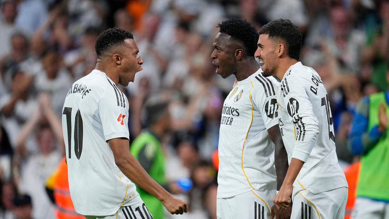 Mbappe, Vinicius tỏa sáng khi Real Madrid dẫn đầu La Liga với chiến thắng 3-1 trước Villarreal Mbappe, Vinicius tỏa sáng khi Real Madrid dẫn đầu La Liga với chiến thắng 3-1 trước Villarreal