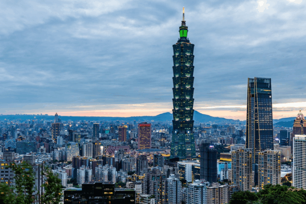 Thủ tướng Nhật Bản Takaichi Đối Mặt Phản Ứng Gay Gắt Vì Phát Ngôn Về Đài Loan video poster