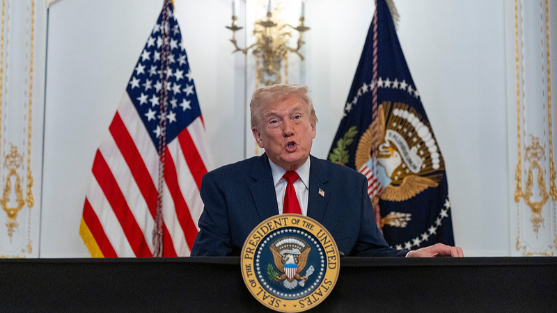 Xả súng Nhà Trắng: Nghi phạm bị buộc tội, Trump đề xuất đóng băng di cư