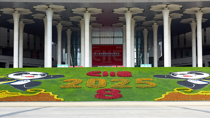 5B1DSGUCRGSQNIMZZLEU - Thế Giới Trong Tầm Tay Thủ tướng Gruzia và các nhà lãnh đạo khác tham gia Hội chợ Nhập khẩu lần thứ 8 của Trung Quốc Đại lục