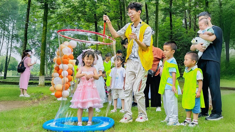 Ngày Của Tôi, Quyền Của Tôi: Cho Trẻ Em Lên Tiếng Trong Ngày Trẻ Em Thế Giới