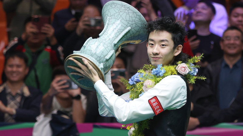 Chiến thắng ở Nam Kinh của Wu Yize: Đánh bại Higgins 10-6 để giành danh hiệu snooker đầu tiên