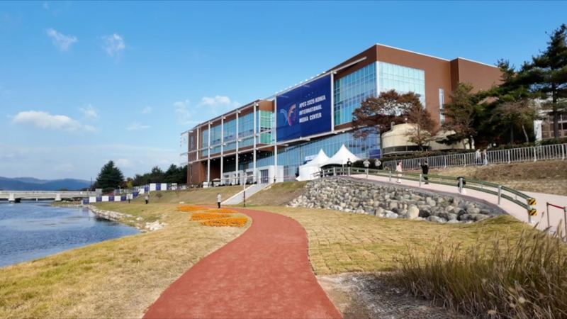 Tập Cận Bình sẽ phát biểu tại Phiên II APEC ở Gyeongju video poster