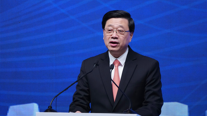 John Lee của Hồng Kông chỉ trích phát biểu về Đài Loan của Takaichi, cảnh báo du khách đến Nhật Bản