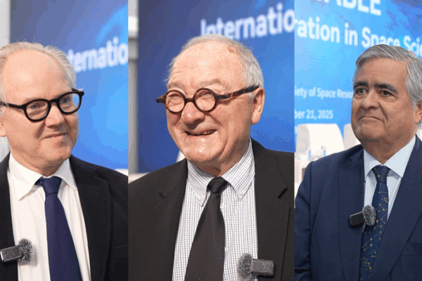 Sứ Mệnh Không Gian của Châu Âu: Kết Nối Chênh Lệch Mỹ-Trung Quốc video poster