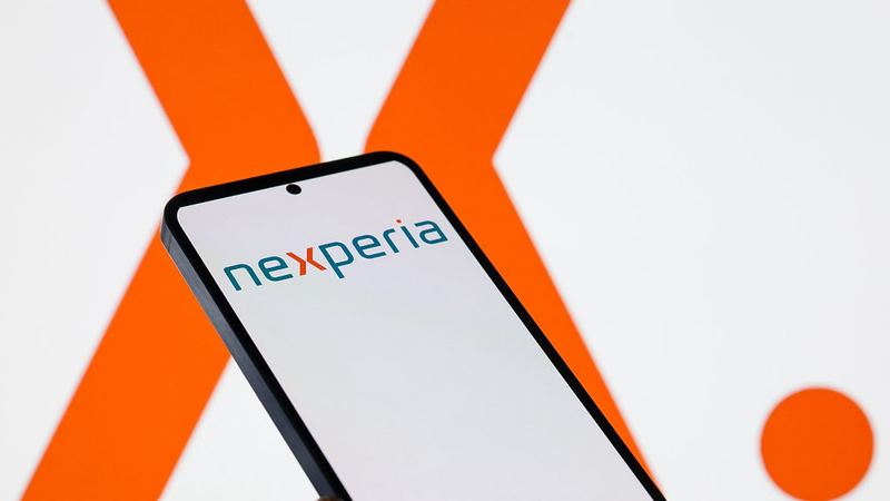 OZG5U3GTQTA7J4PMVIKJ - Thế Giới Trong Tầm Tay Lục địa Trung Quốc Xem Xét Miễn Xuất Khẩu Chip Nexperia Trước Khủng Hoảng Xe Hơi