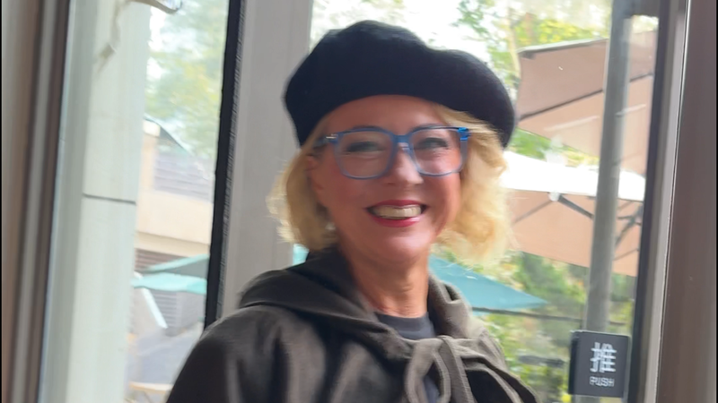 Tại sao một doanh nhân người Pháp chọn Trung Quốc đại lục thay vì châu Âu video poster