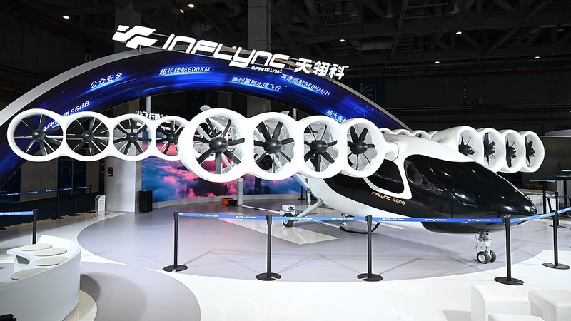 Máy bay eVTOL nội địa tỏa sáng tại triển lãm Thượng Hải