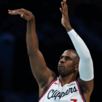 Chris Paul sẽ giải nghệ sau 21 mùa giải, khép lại sự nghiệp huyền thoại NBA