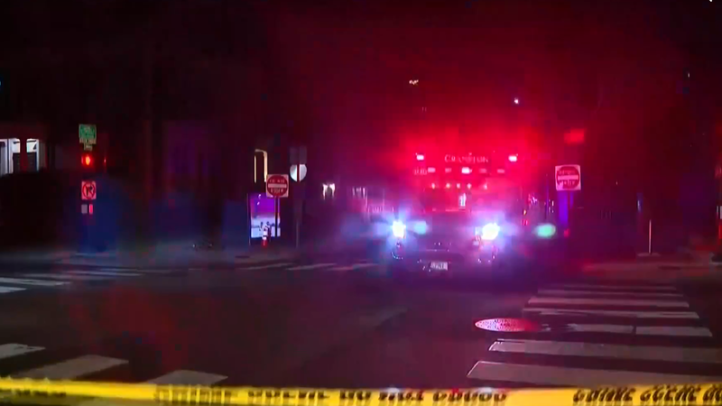 4ZFIIOL18ITDRJ7ULTB0 - Thế Giới Trong Tầm Tay Khóa chặt Đại học Brown sau các báo cáo về tay súng đang hoạt động video poster