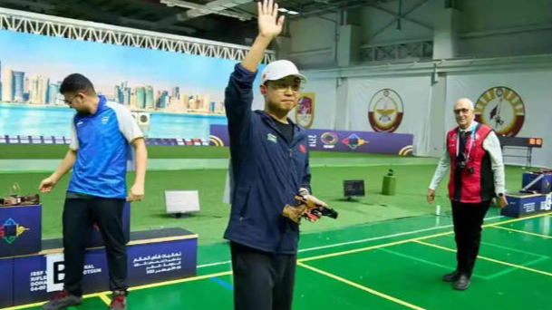 Li Yuehong bảo vệ danh hiệu súng ngắn bắn nhanh 25m tại ISSF Doha World Cup