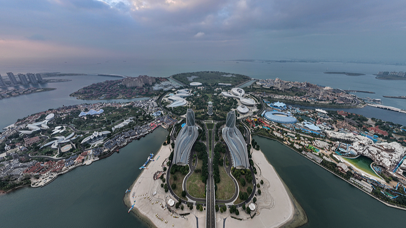 C6V5MFNEPZM09T7ZLG2V - Thế Giới Trong Tầm Tay Đảo Hoa Đại Dương: Viên ngọc mới bên bờ biển của Hải Nam video poster