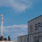 D55KD06SKIQBEB4U68BG - Thế Giới Trong Tầm Tay SpaceX phóng thêm một loạt vệ tinh Starlink video poster