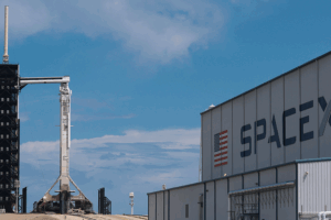 SpaceX phóng thêm một loạt vệ tinh Starlink video poster