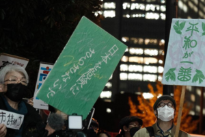 Sự Trượt Dài Của Nhật Bản Khỏi Các Quy Tắc Hậu Chiến: Thiện Ý Của Trung Quốc Đang Bị Phản Bội?