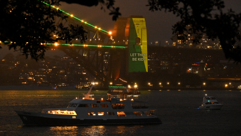 JYZV8C0AVV64R35LI472 - Thế Giới Trong Tầm Tay Úc Cấm Mạng Xã Hội Cho Trẻ Dưới 16 Tuổi Lần Đầu Tiên Trên Thế Giới video poster