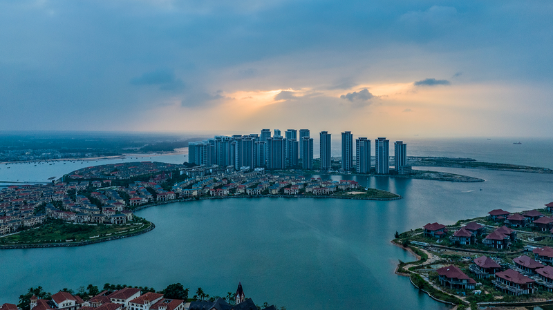 Đảo Hoa Đại Dương: Trung tâm ven biển tuyệt đẹp mới ở Hải Nam video poster