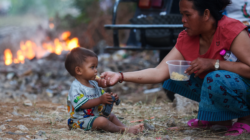 Trung Quốc Tăng Cường Hòa Giải Trong Tranh Chấp Biên Giới Campuchia-Thái Lan