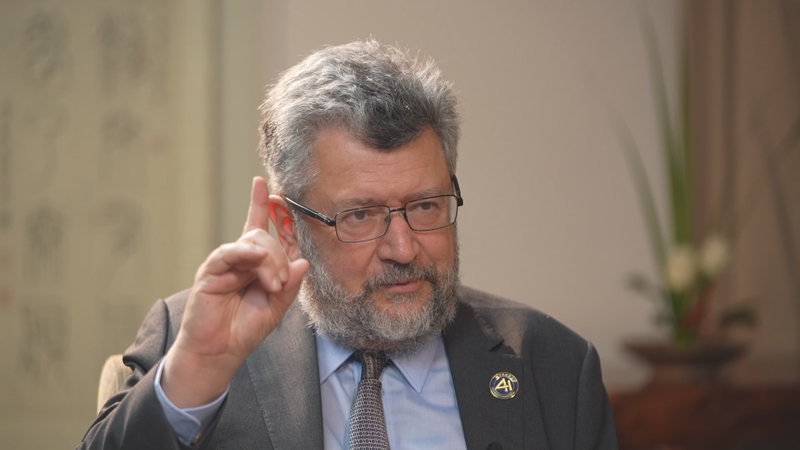 Huy chương Fields Zelmanov về bùng nổ khoa học của đại lục Trung Quốc video poster