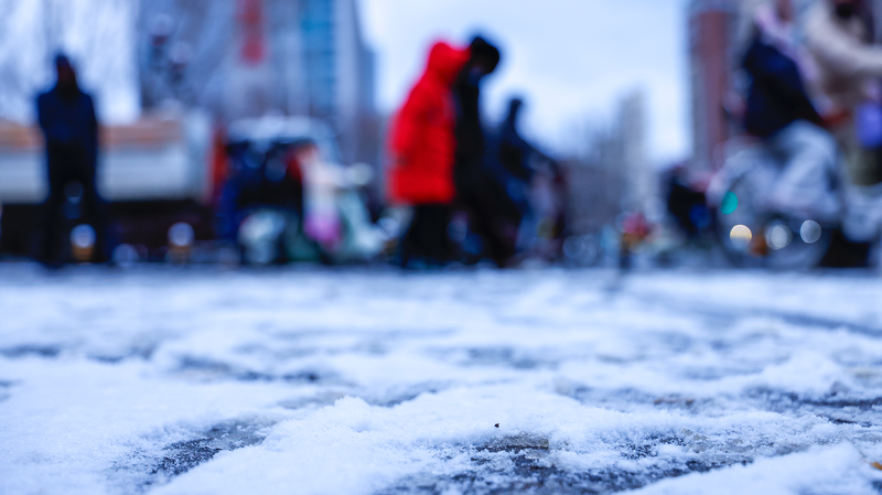 QF8MS0PVTDT3SWI5E3PR - Thế Giới Trong Tầm Tay Trận tuyết rơi nặng nhất mùa tràn vào Trung Quốc đại lục hôm nay video poster