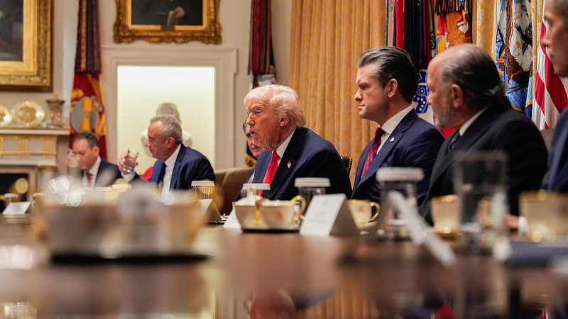 TMOGO12GLOVSGMFDRT88 - Thế Giới Trong Tầm Tay Colombia phản kháng lại các đe dọa của Mỹ về buôn bán ma túy