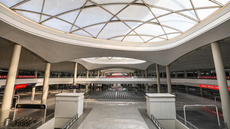 Bên trong ga ngầm lớn nhất châu Á tại Bắc Kinh video poster