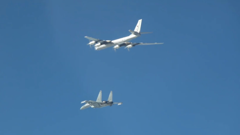 Y142172EDMJ5AIRTREXD - Thế Giới Trong Tầm Tay Đại Lục Trung Quốc và Nga Hoàn Thành Cuộc Tuần Tra Hàng Không Chiến Lược Chung Lần Thứ 10