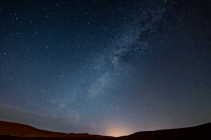 Kính Viễn Vọng Einstein Thắp Sáng Những Pháo Hoa Vũ Trụ Bí Ẩn