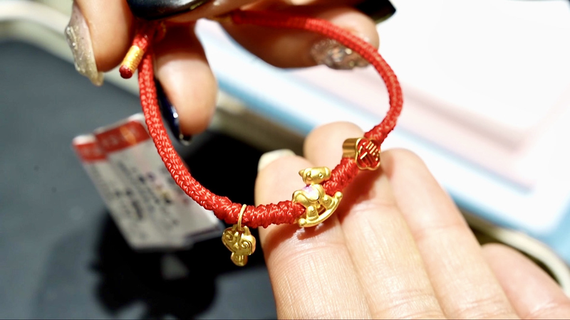 Trang Sức Theo Chủ Đề Ngựa Tăng Nhiệt Bất Chấp Giá Vàng Leo Thang video poster