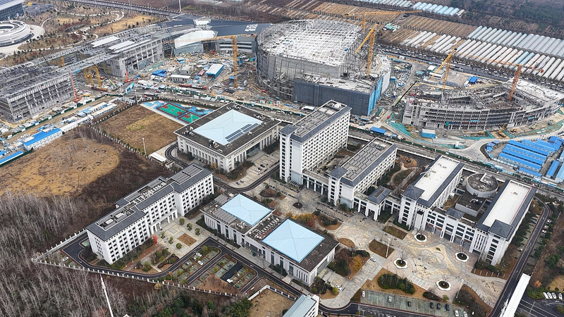 Tokamak 'Mặt Trời Nhân Tạo' Phá Vỡ Giới Hạn Mật Độ Plasma