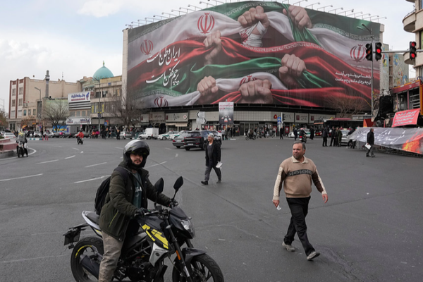 Mỹ Cân Nhắc Mọi Lựa Chọn Khi Biểu Tình Tại Iran Nóng Lên