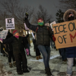 Lãnh sự quán Trung Quốc kêu gọi công dân tại Minnesota cẩn thận trong bối cảnh biểu tình