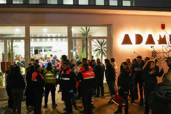 Hơn 20 người chết sau khi hai tàu cao tốc va chạm gần Córdoba video poster