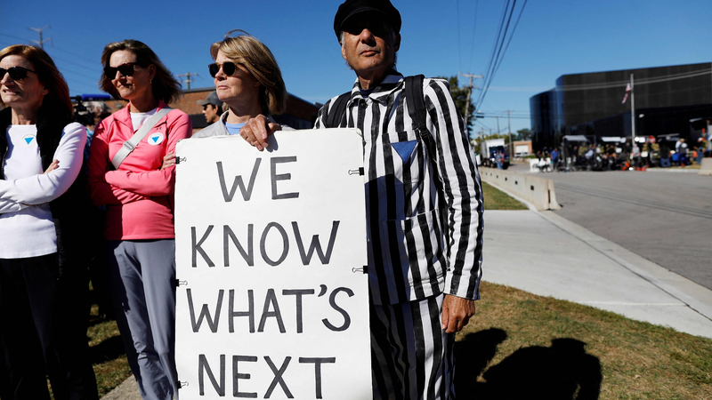 Trump rút Vệ binh Quốc gia khỏi Chicago, Los Angeles và Portland