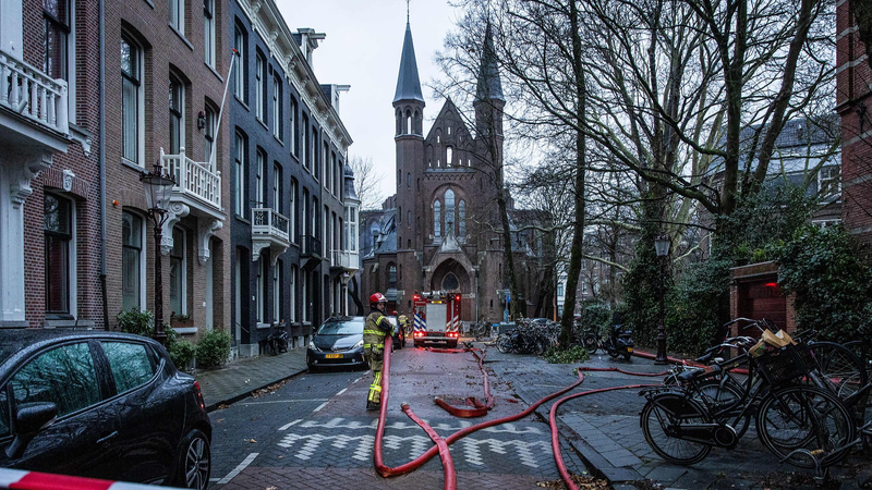 Đám Cháy Sáng Sớm Gần Như Phá Hủy Vondelkerk Ở Amsterdam