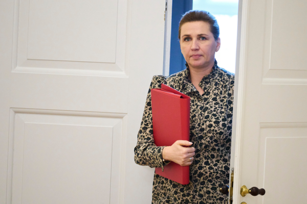 Đan Mạch Kêu Gọi Đàm Phán Bắc Cực Tôn Trọng Sự Toàn Vẹn Của Greenland