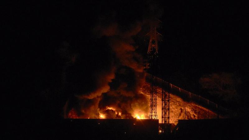 Mỹ tấn công Venezuela: Đột kích buổi sáng làm rung chuyển Caracas