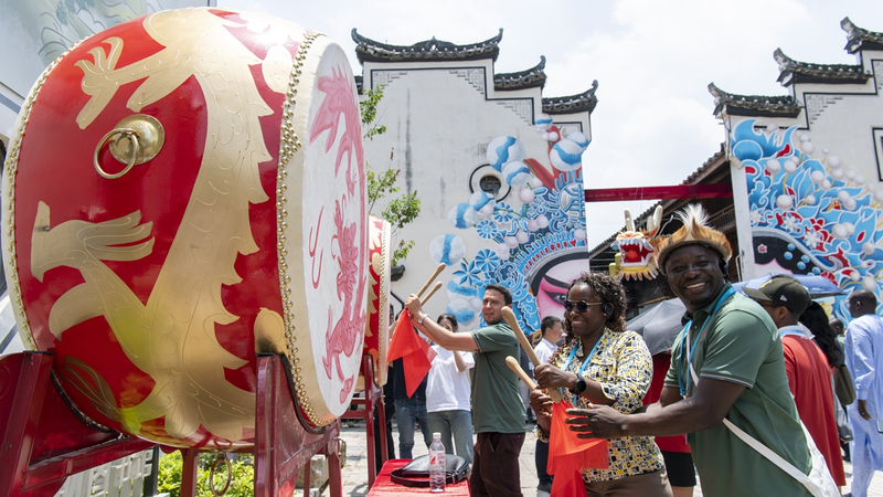 I0RGHLJH0JHF8RIY4Y6Y - Thế Giới Trong Tầm Tay Bộ trưởng Ngoại giao Trung Quốc Khởi Động Chuyến Thăm Châu Phi 2026 với Tập Trung Vào Giao Lưu Nhân Dân