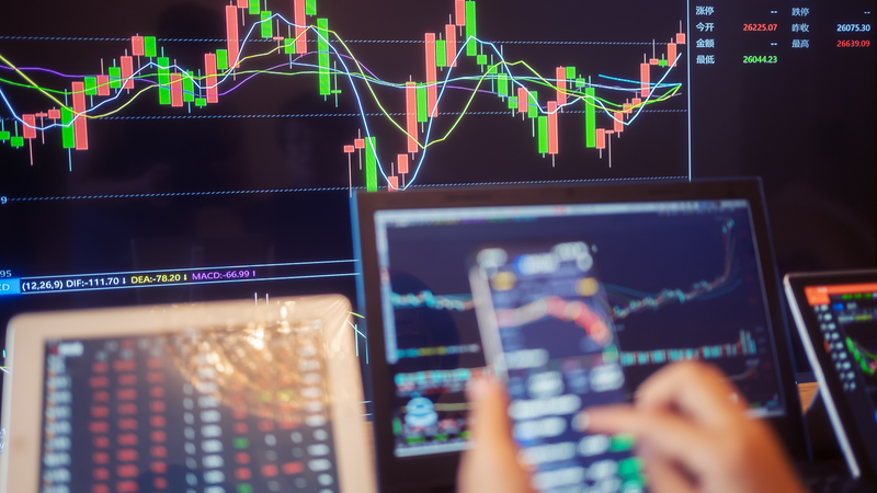 Trung Quốc Ra Mắt Mô Hình AI Nối Kết Thời Tiết và Cổ Phiếu