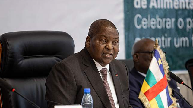 QIRF1AN6MDKJ0QDDL8SZ - Thế Giới Trong Tầm Tay Tổng thống đương nhiệm Touadéra thắng lớn trong cuộc bầu cử Cộng hòa Trung Phi