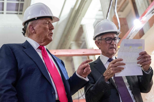 Chủ tịch Fed Powell phát tín hiệu SOS khi trát đòi của DOJ khơi dậy sự ủng hộ của các ngân hàng toàn cầu