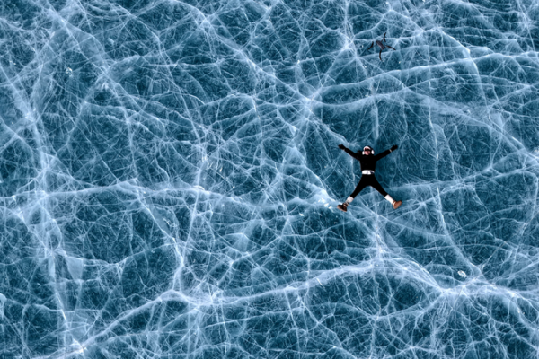 Hồ Băng Xanh tại Núi Qiongmu Gonga Trở Thành Điểm Nóng Mùa Đông