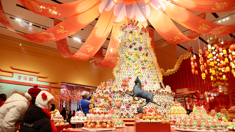 Buổi Triển lãm Mới ở Bắc Kinh Mang Những Truyền Thống Tết Nguyên Đán Vào Cuộc Sống